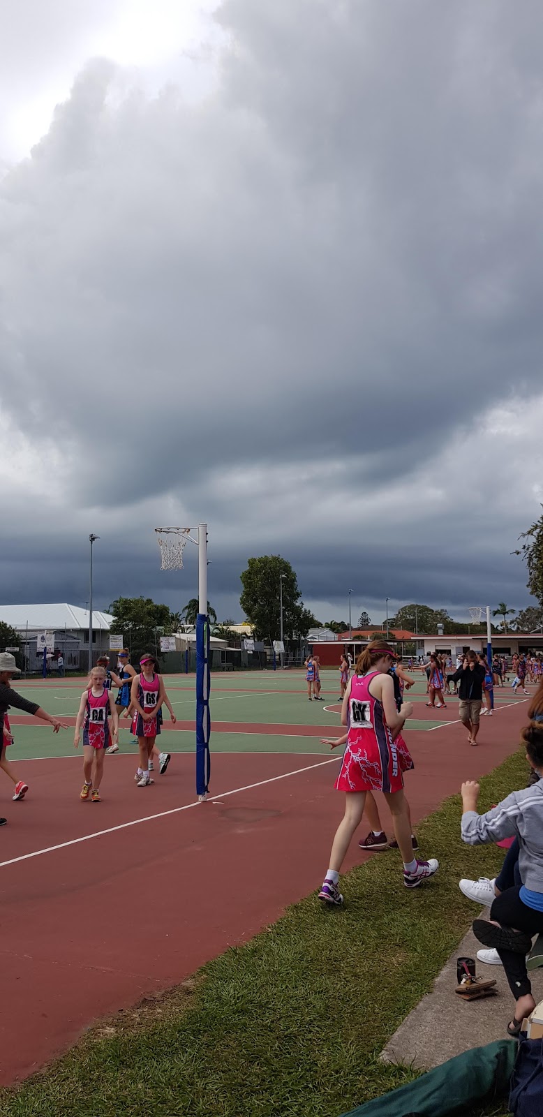 REDCLIFFE LEAGUES NETBALL ASSOCIATION | 70 Maine Road, Kr Benson Park, Clontarf QLD 4019, Australia | Phone: (07) 3883 2786