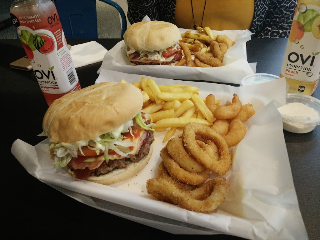 Fish Burger | restaurant | 6/85 Leon Capra Dr, Augustine Heights QLD 4300, Australia | 0738144954 OR +61 7 3814 4954