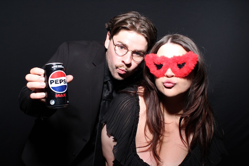 Shoalhaven Photobooths | Basin View Parade, Basin View NSW 2540, Australia | Phone: 0423 008 057