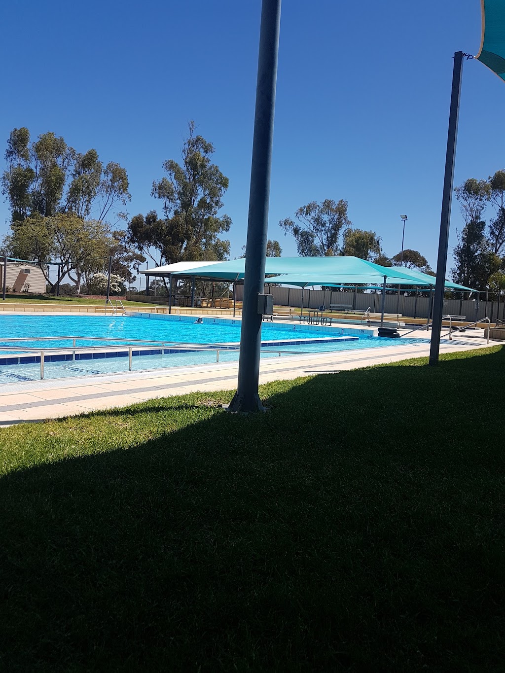 Mukinbudin Aquatic Centre | 17 Cruickshank Rd, Mukinbudin WA 6479, Australia | Phone: (08) 9047 1071