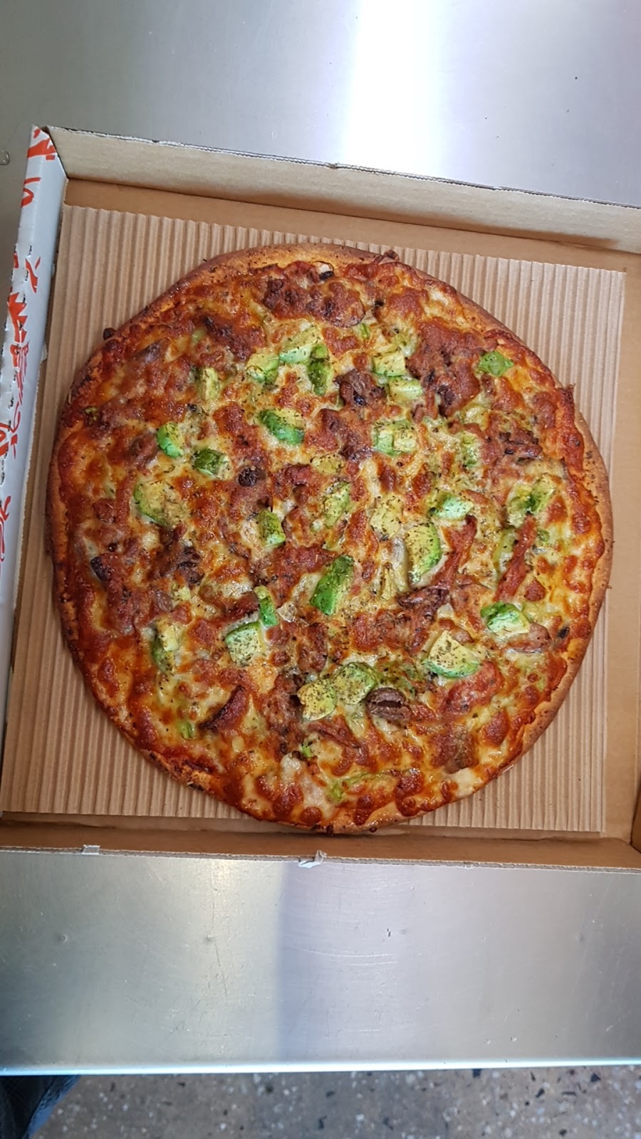 Woodies Pizza On Madeley | meal takeaway | 73 Madeley St, Ocean Grove VIC 3226, Australia | 0352554307 OR +61 3 5255 4307