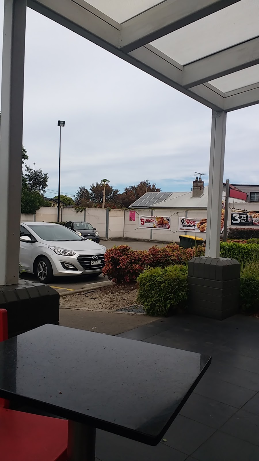 KFC Rockdale | 274 Princes Hwy, Rockdale NSW 2216, Australia | Phone: (02) 9556 3155