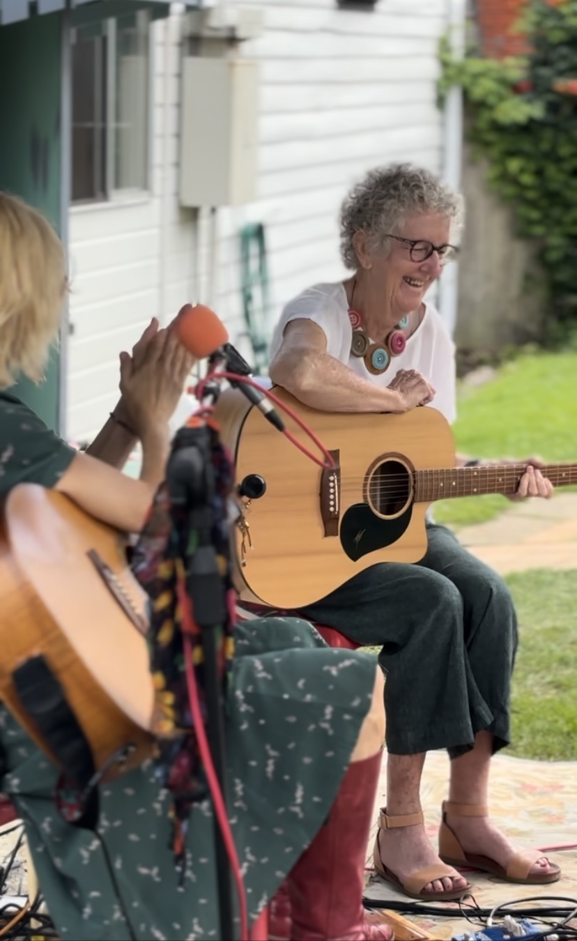 Guitar/Uke/Singing Tuition - Coffs Harbour | 98 Ironbark Ave, Sandy Beach NSW 2456, Australia | Phone: 0407 718 650