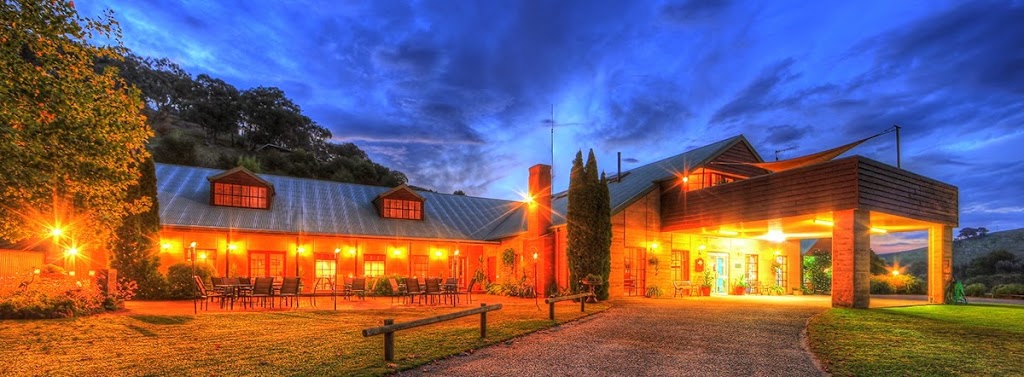 Upper Murray Cottages | store | 8680 Murray River Rd, Walwa VIC 3709, Australia | 0260371226 OR +61 2 6037 1226