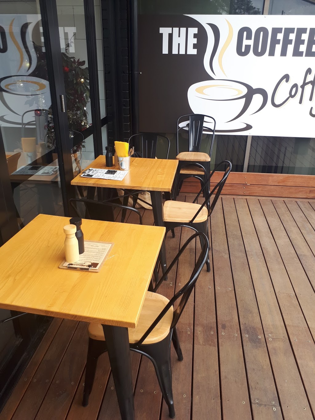 The Coffee Dock | 233 Newcastle St, East Maitland NSW 2323, Australia | Phone: 0422 955 567