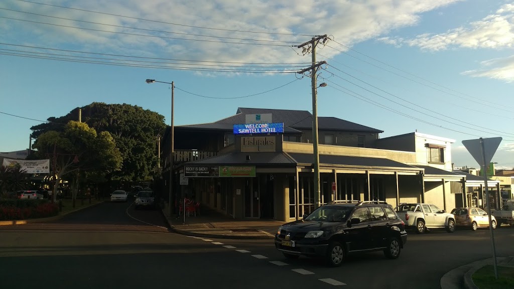 Sawtell Hotel | 51-55 First Ave, Sawtell NSW 2452, Australia | Phone: (02) 6653 1213