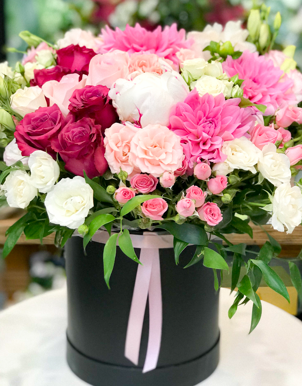 That Pretty Market - Florist & Gifts | florist | Shop, 3G02, 15, Via Roma, Isle Of Capri QLD 4217, Australia | 0755610462 OR +61 7 5561 0462