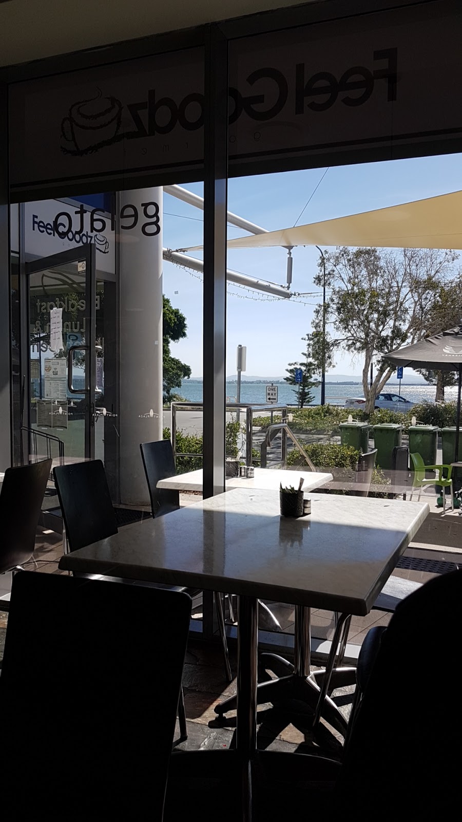 Maple Cafe & Restaurant | 5/14 Oxley Ave, Woody Point QLD 4019, Australia | Phone: (07) 3284 0035
