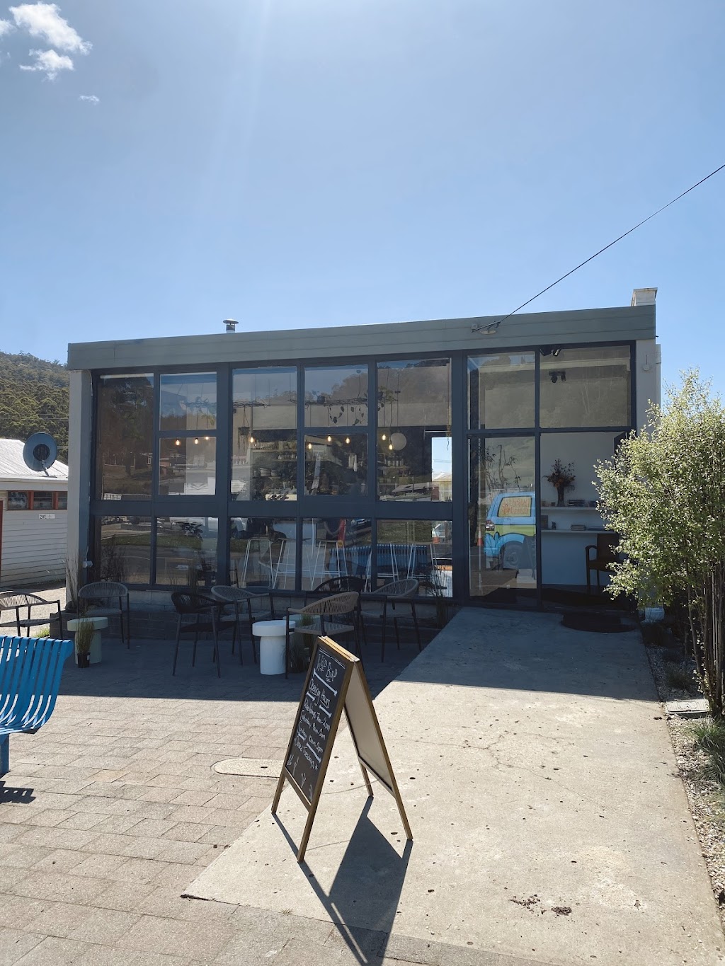 Wild Bird Tasmania | 6971 Huon Hwy, Dover TAS 7117, Australia | Phone: 0428 981 574