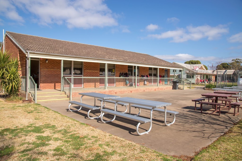 Darlington Point Public School | school | Hay Rd, Darlington Point NSW 2706, Australia | 0269684114 OR +61 2 6968 4114
