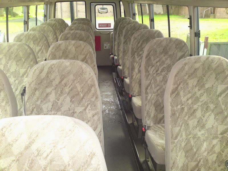 Peaks Mini Bus Rental | 58 Gardiner St, Rutherford NSW 2320, Australia | Phone: (02) 4932 9895