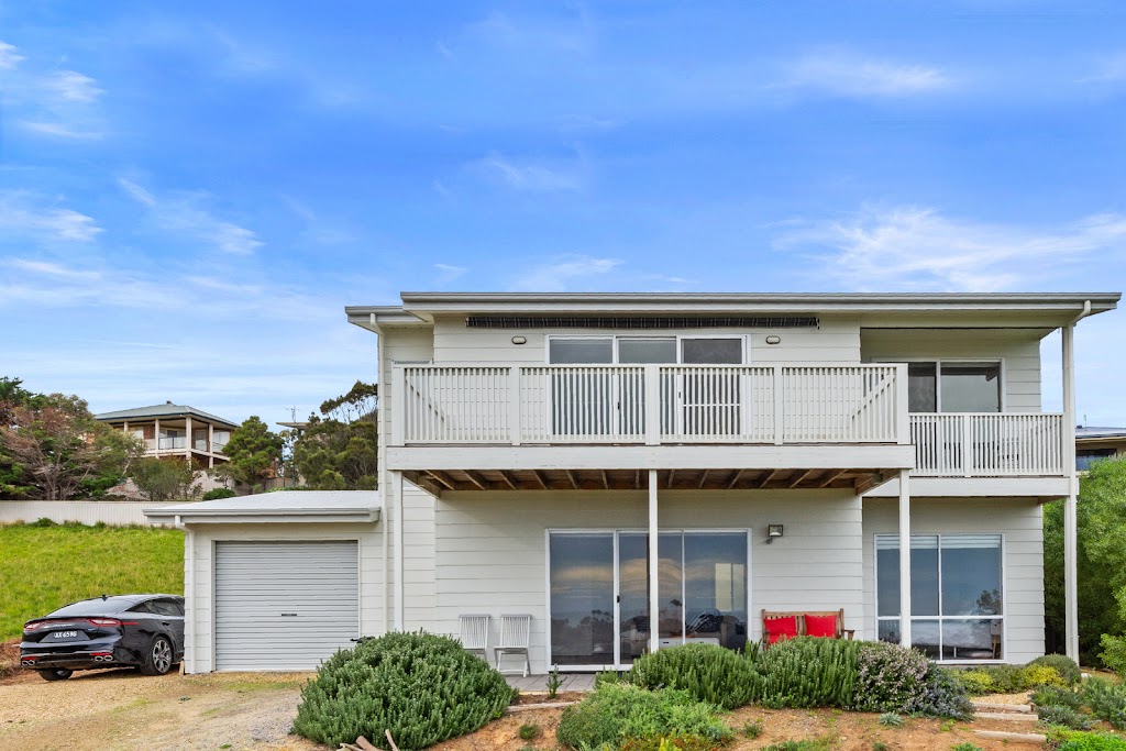 One Merino Holiday Home | 1 Merino Ave, Carrickalinga SA 5204, Australia | Phone: 0421 514 365