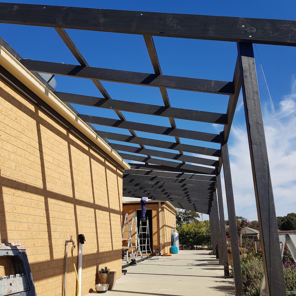 Chris Fella Carpentry | 253 Bruthen-Nowa Nowa Rd, Bruthen VIC 3885, Australia | Phone: 0412 991 260