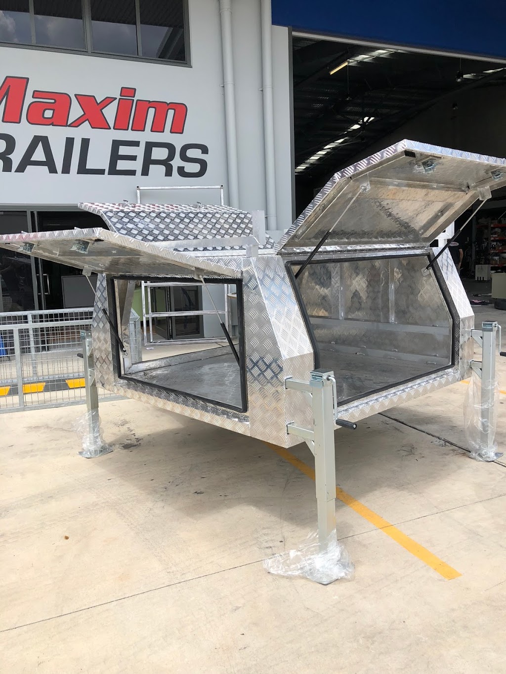 Maxim Trailers (8 Steel St) Opening Hours
