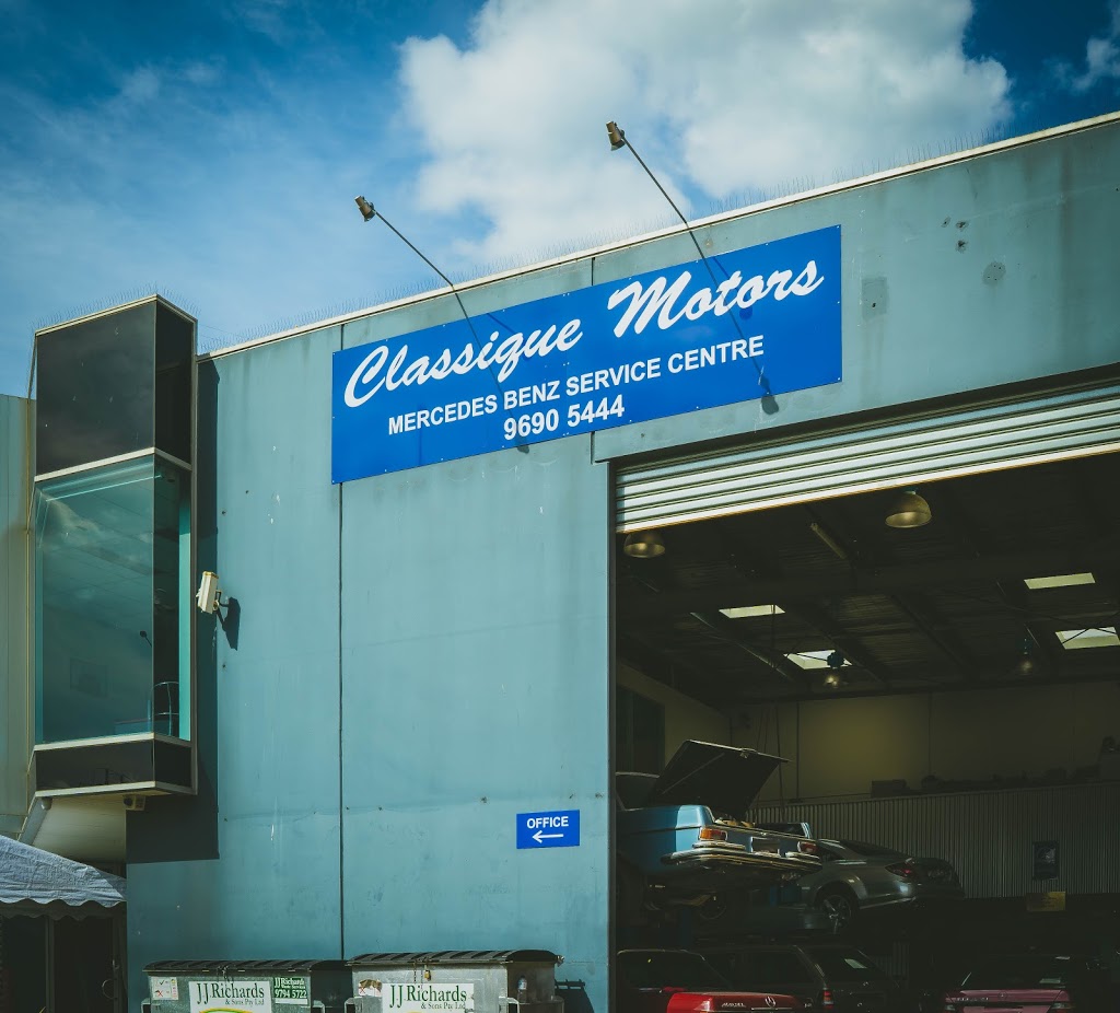 Classique Motors | car repair | 3/128 Bertie St, Port Melbourne VIC 3207, Australia | 0396905444 OR +61 3 9690 5444