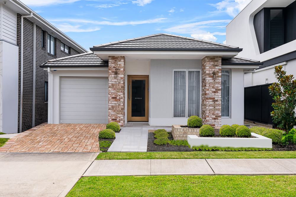 King Homes NSW - HomeWorld Box Hill | 17 Noah St, Box Hill NSW 2765, Australia | Phone: (02) 8795 0022