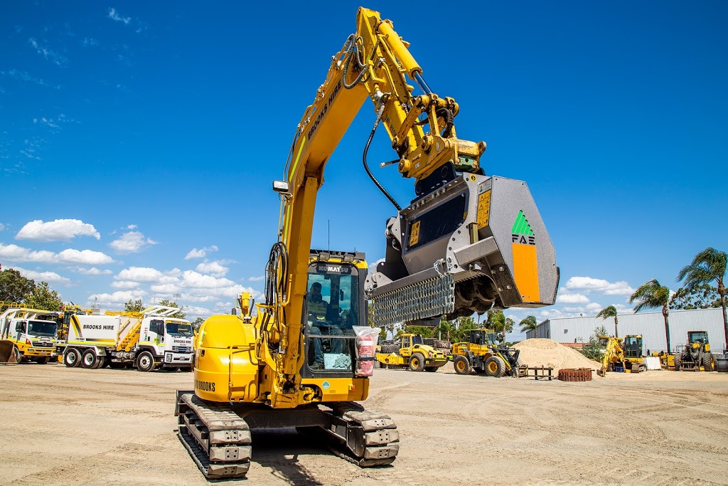 Brooks Hire Service Pty Ltd | 8575 Warrego Hwy, Withcott QLD 4352, Australia | Phone: 1300 276 657