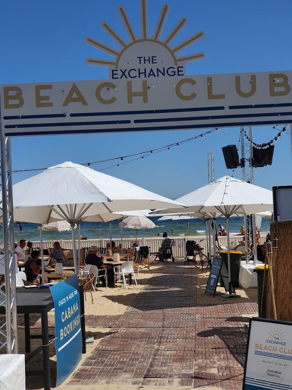 Beach Club | bar | Beach St, Port Melbourne VIC 3207, Australia | 0398100058 OR +61 3 9810 0058