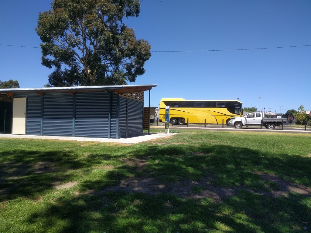 Edenhope Lakeside Tourist Park | rv park | Lake St, Edenhope VIC 3318, Australia | 0355851659 OR +61 3 5585 1659