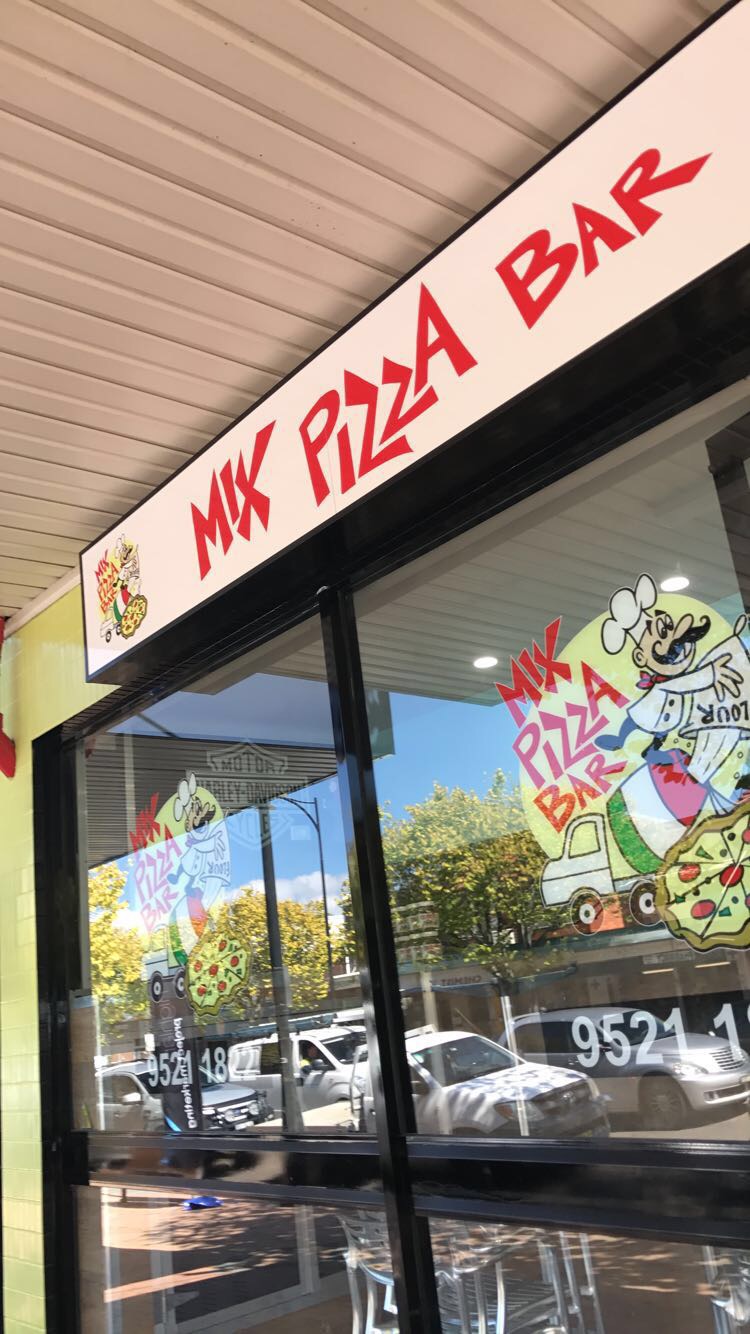 Mix Pizza Bar | Shop 2/157 Oak Rd, Kirrawee NSW 2232, Australia | Phone: (02) 9521 1822