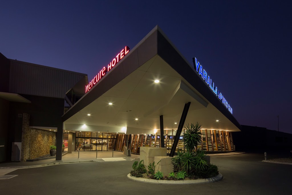 Encore Buffet Restaurant | restaurant | Corner of Bell & OConnell St, Barney Point QLD 4680, Australia | 0749798270 OR +61 7 4979 8270