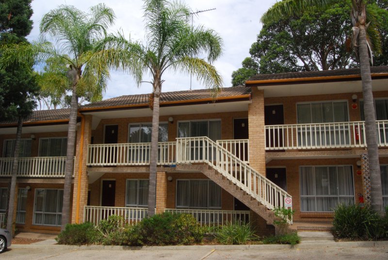 Sutherland Motel | lodging | Princes Hwy & Aldgate St, Sutherland NSW 2232, Australia | 0295451000 OR +61 2 9545 1000