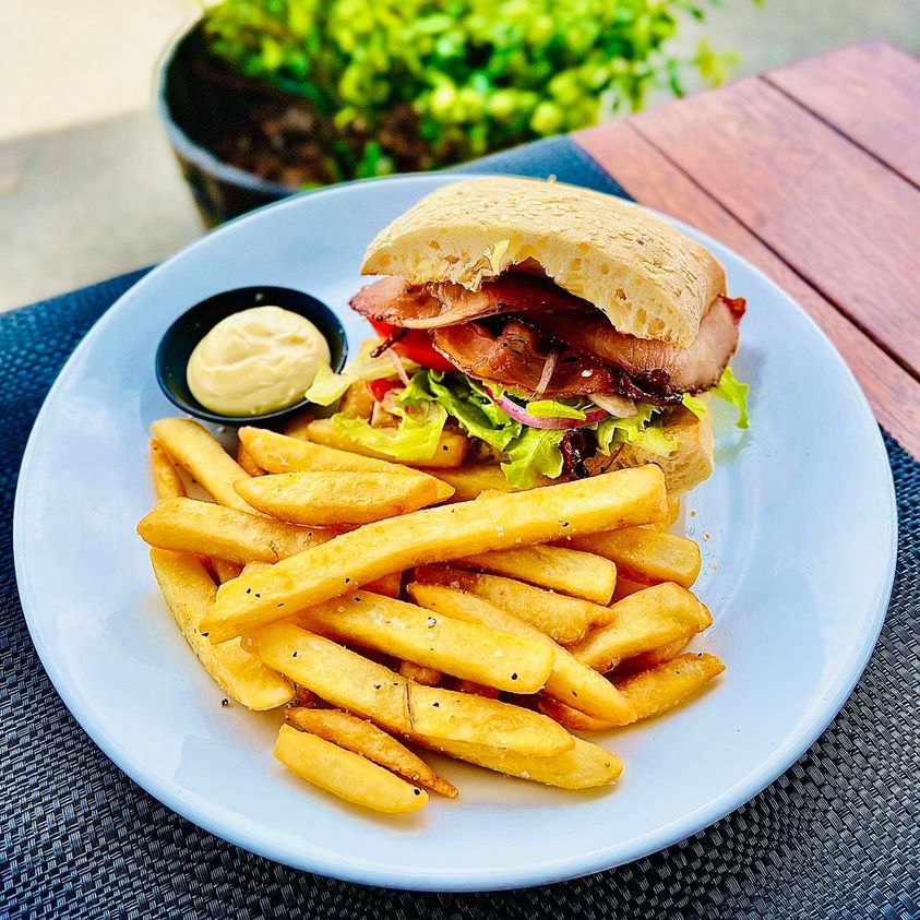 Cedar & Stone Cafe | 685 Old Cleveland Rd E, Wellington Point QLD 4160, Australia | Phone: 0481 980 730