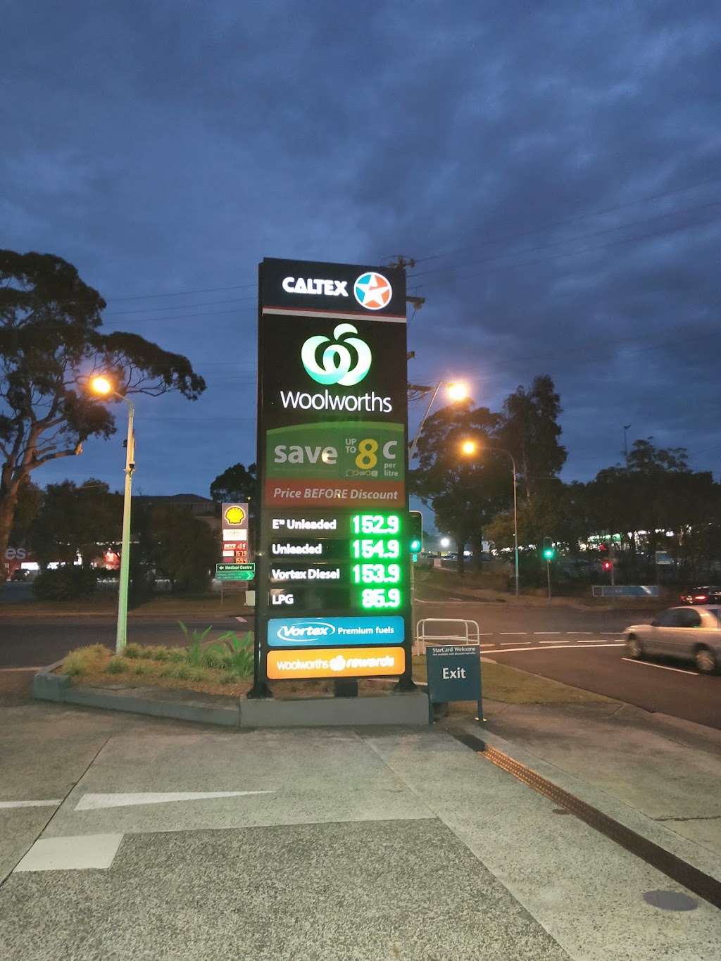 Caltex Woolworths Corrimal | gas station | 275 Princes Hwy, Corrimal NSW 2518, Australia | 1300655055 OR +61 1300 655 055