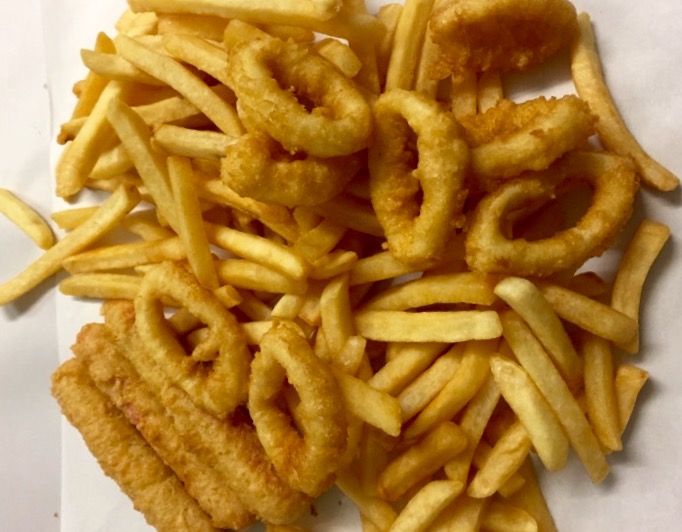 Golden Bay Fish & Chips | restaurant | 19 Dampier Dr, Golden Bay WA 6174, Australia | 0895373227 OR +61 8 9537 3227