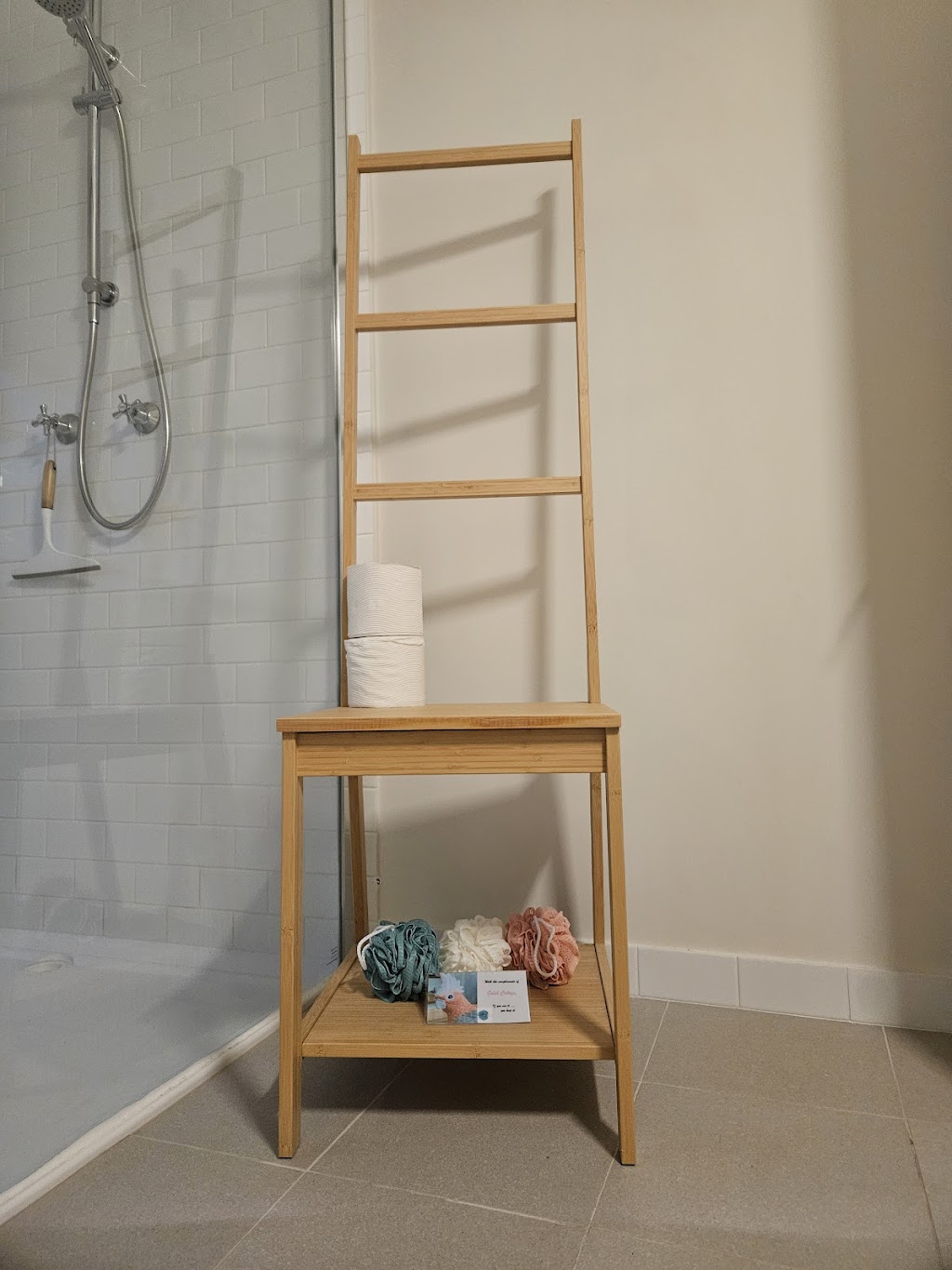 Galah Cottage Stanthorpe | 3269 Old Stanthorpe Rd, Dalveen QLD 4374, Australia | Phone: 0487 940 012