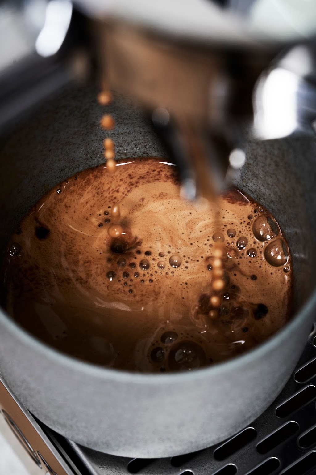 Emme Mac Black Specialty Coffee | 65 Molyullah-Tatong Rd, Molyullah VIC 3673, Australia | Phone: 0457 885 032