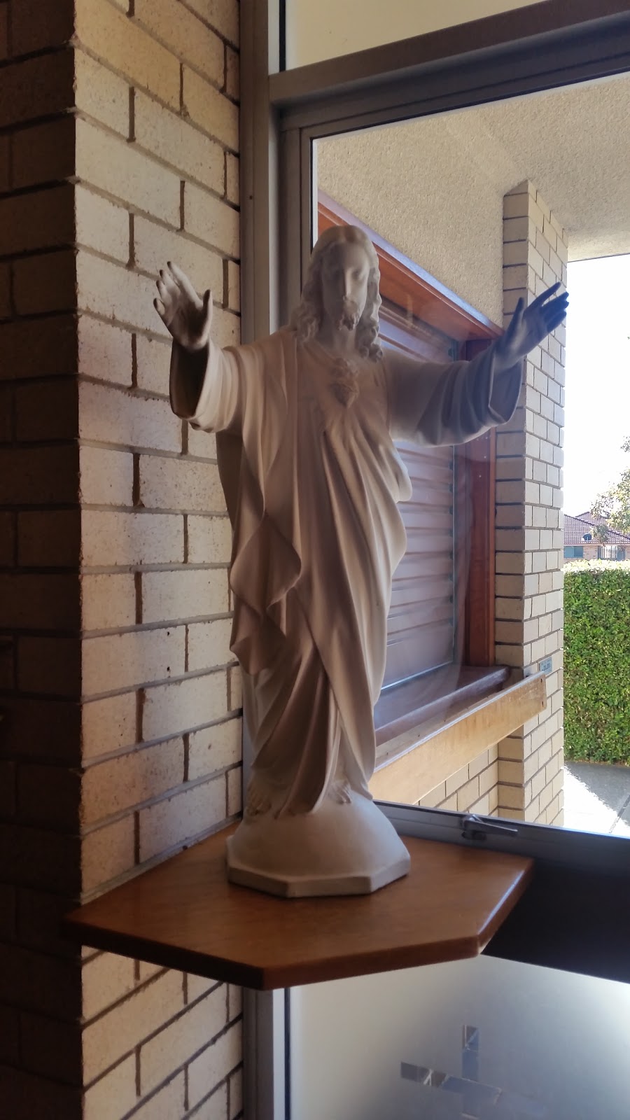Our Lady Star of the Sea Catholic Church | church | 50 Kiora Rd, Miranda NSW 2228, Australia | 0295251448 OR +61 2 9525 1448