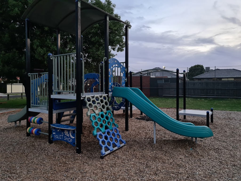 Kandra Reserve Playground |  | 22 Kandra St, Dandenong North VIC 3175, Australia | 0385711000 OR +61 3 8571 1000