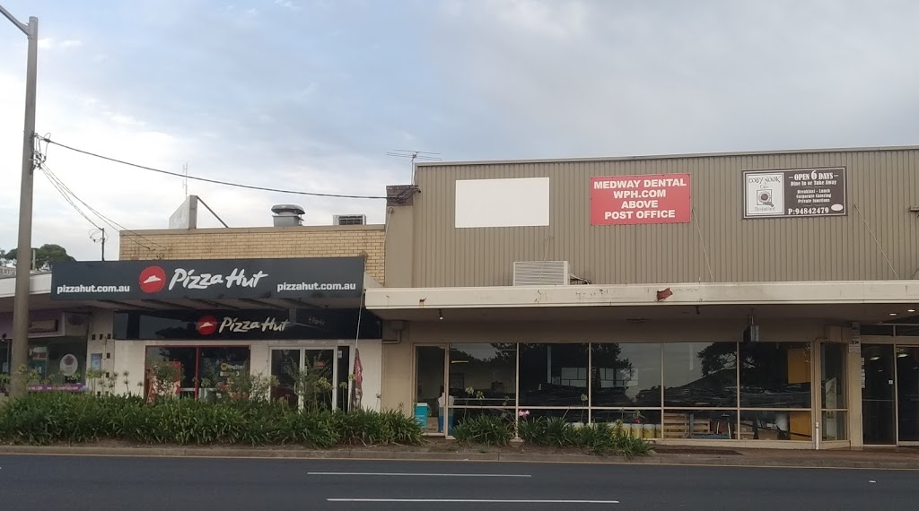 Pizza Hut West Pennant Hills | meal delivery | Cnr Castle Hills Rd &, Pennant Hills Rd, Sydney NSW 2125, Australia | 131166 OR +61 131166