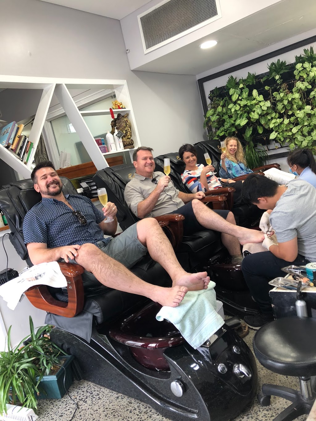 Desirable Nails and Beauty | hair care | 5/182 Robertson st, (behind LORNA JANE in, James St, Fortitude Valley QLD 4006, Australia | 0400113882 OR +61 400 113 882