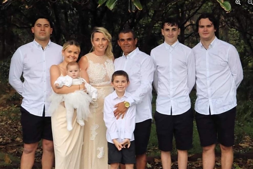 Tears Of Joy Weddings And Celebrations | 62 Poplar Ave, Albion Park Rail NSW 2527, Australia | Phone: 0438 564 217