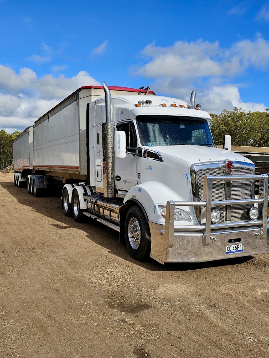 TE & BZ Haulage | 1120 Rushforth Rd, Elland NSW 2460, Australia | Phone: (02) 6649 3761