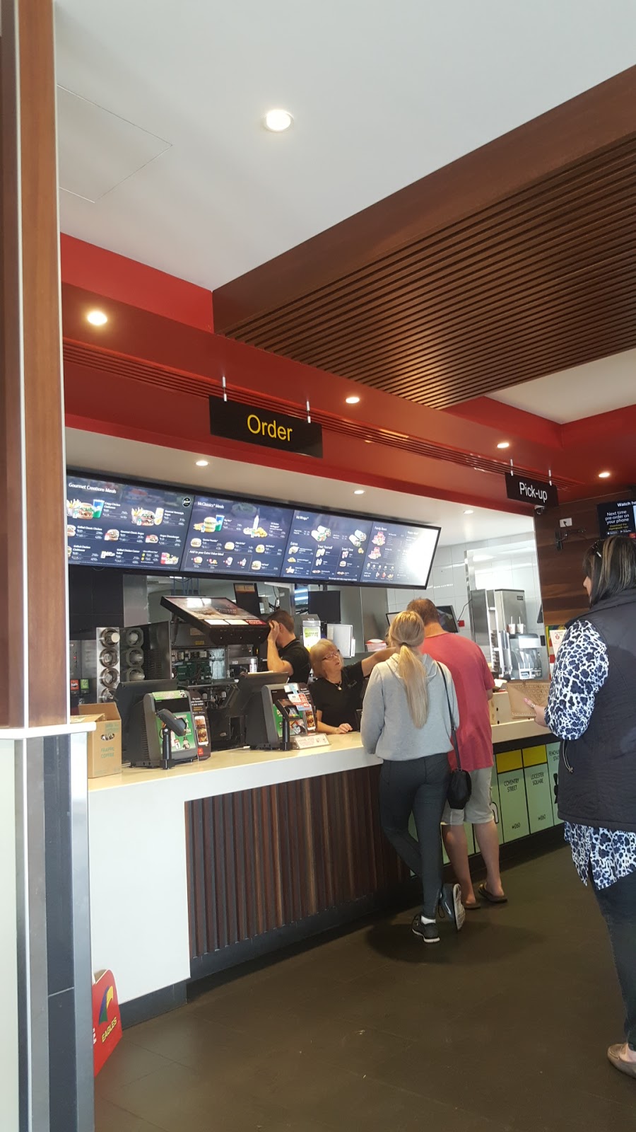 McDonalds Kadina | meal takeaway | 2 Forster St, Kadina SA 5554, Australia | 0888212582 OR +61 8 8821 2582