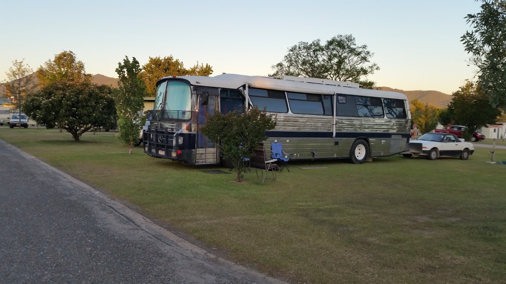 Kootingal Kourt Caravan Park | rv park | New England Hwy, Kootingal NSW 2352, Australia | 0267603103 OR +61 2 6760 3103