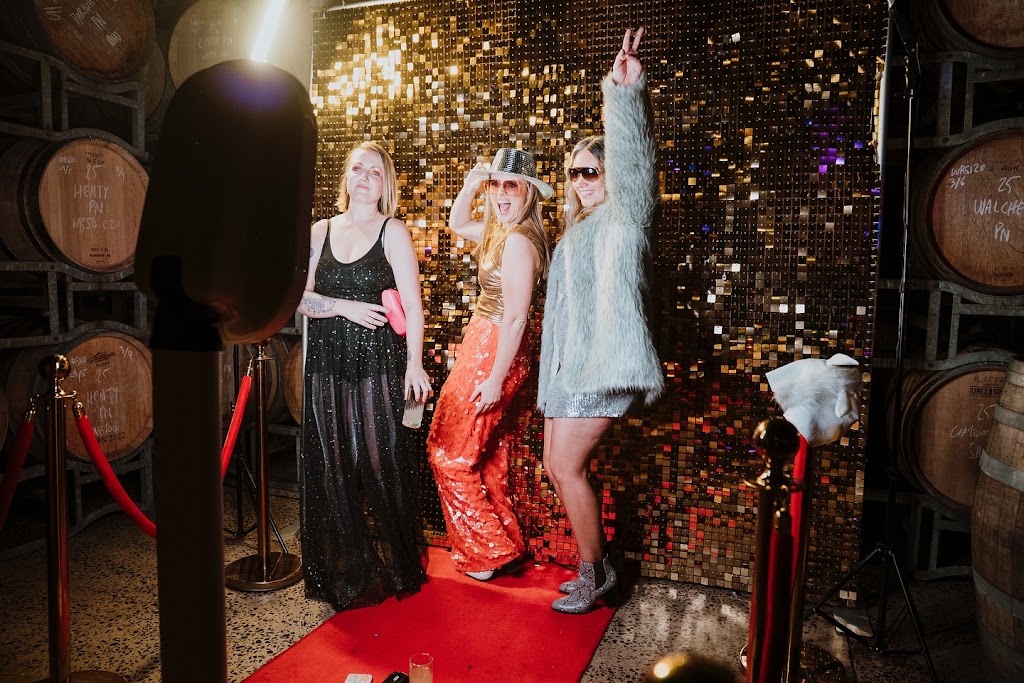 Photo Haus | 90 Crooks Rd, Barrabool VIC 3221, Australia | Phone: 0410 900 871