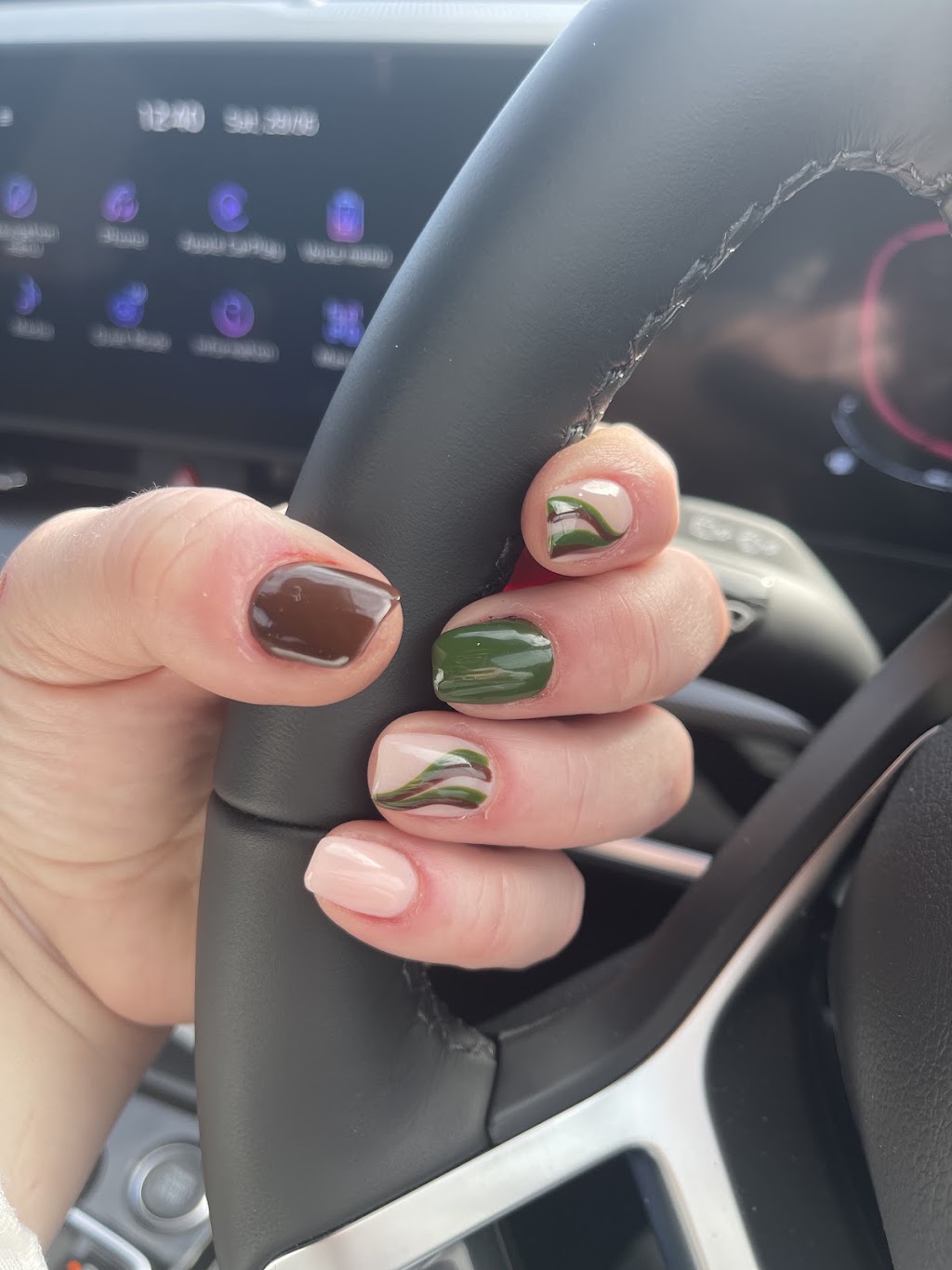 LaRose Nails & Beauty Mt Annan | Shop 18A/11/13 Main St, Mount Annan NSW 2567, Australia | Phone: (02) 4610 2035