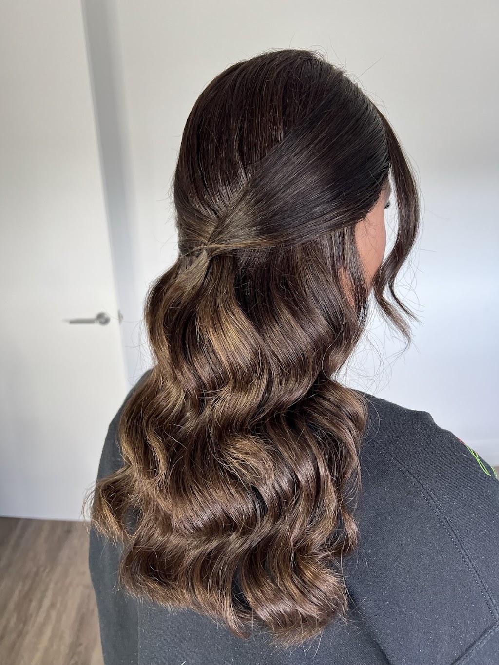 Her hair bar | 110 Glengarry Dr, Glenmore Park NSW 2745, Australia | Phone: 0431 568 665
