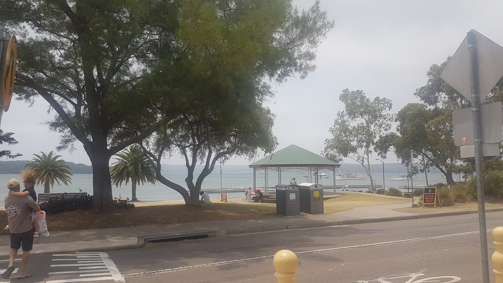 Toronto Foreshore Playground | 2 Victory Parade, Toronto NSW 2283, Australia | Phone: (02) 4921 0333