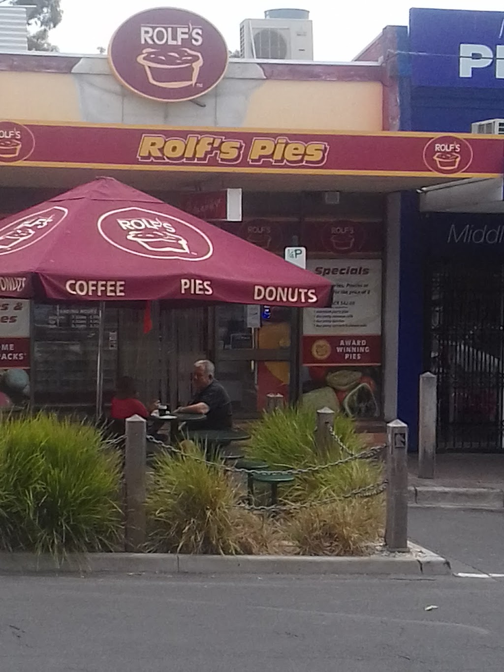 Rolfs Pies | 181 Middleborough Rd, Box Hill South VIC 3128, Australia | Phone: (03) 9898 3403