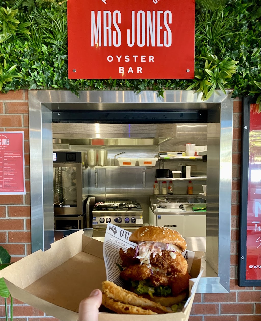 Mrs Jones | 91 Young St, Carrington NSW 2294, Australia | Phone: 0422 555 066