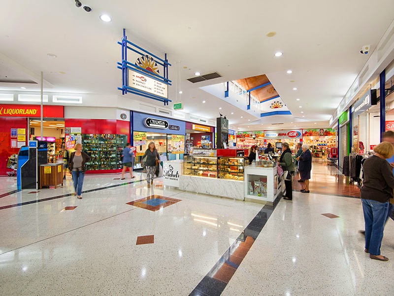 Brassall Shopping Centre | 68 Hunter St, Brassall QLD 4305, Australia | Phone: (07) 3201 4255