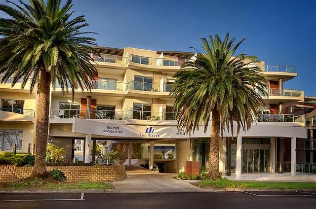 The Waves Serviced Apartments | 1-3 The Esplanade, Cowes VIC 3922, Australia | Phone: (03) 5952 1351