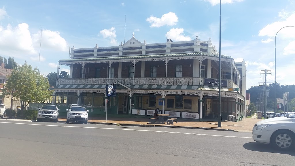 Thunderbolt Inn (The Bottom Pub) | lodging | 31 Bridge St, Uralla NSW 2358, Australia | 0267784048 OR +61 2 6778 4048