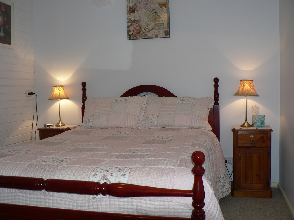 Russellee Bed and Breakfast | lodging | 462 Wee Jasper Rd, Bombowlee NSW 2720, Australia | 0269474216 OR +61 2 6947 4216