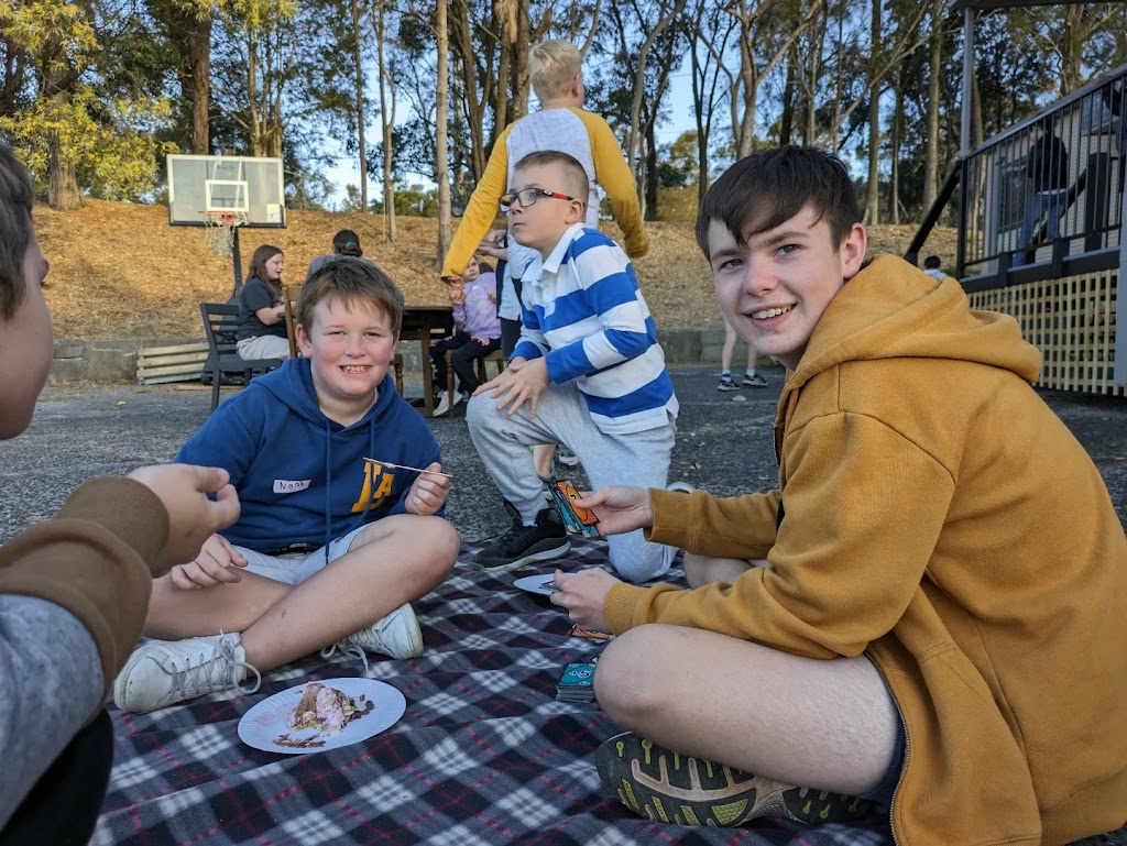 Lighthouse Church HUB | 3 Arizona Rd, Charmhaven NSW 2263, Australia | Phone: 0493 569 727